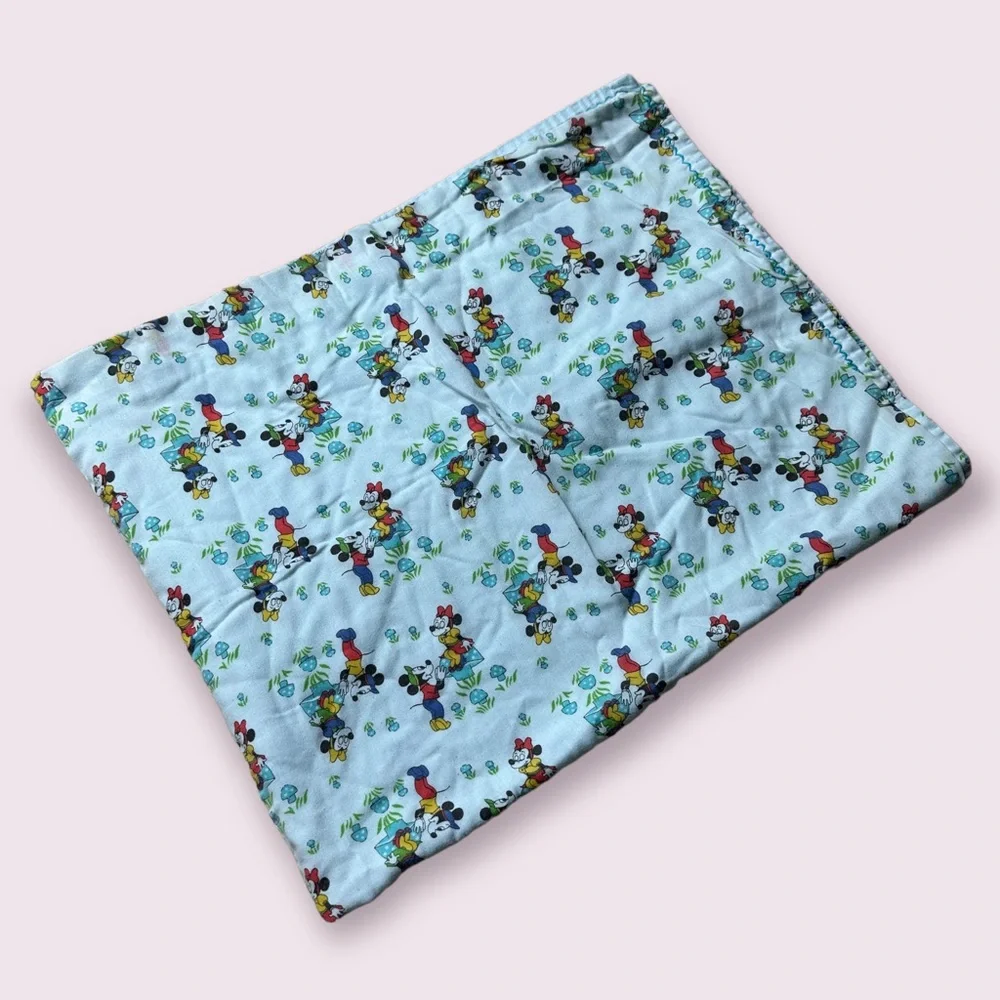 Vintage Disney Mickey And Minnie Mouse Light Blue Outdoor Mushroom Scene Blanket - Picture 1 of 6